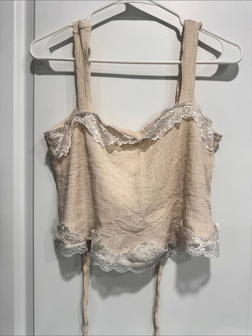 Baeverly Lace Trim Camisole in Beige Size Small